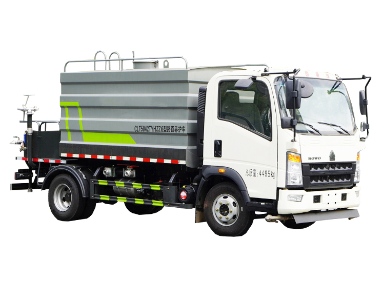 重汽豪沃7方路面養護灑水車