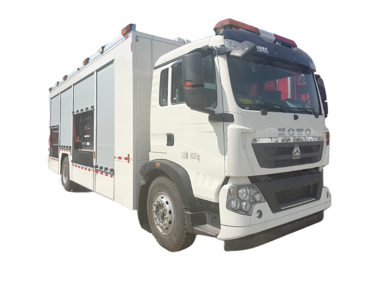 豪沃净水车