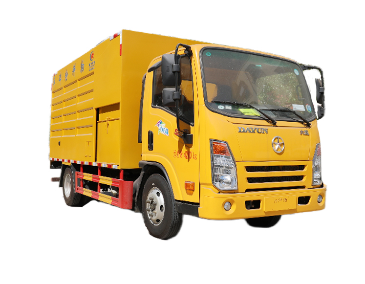 物料粉碎车