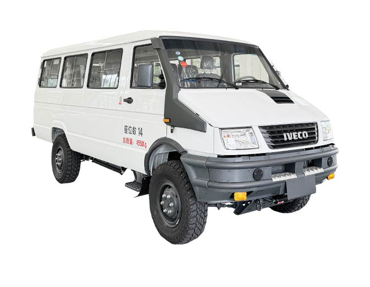 依维柯14人运兵车